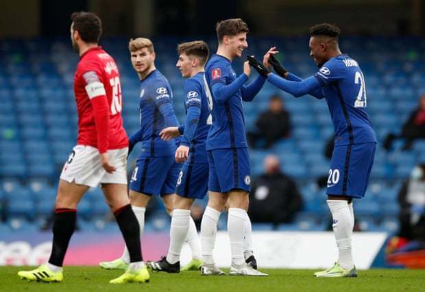 记者：国米阵容今夏至少调整10人，帕斯和卡斯特罗都是目标