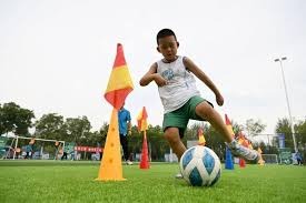 U23国足激战泰国，安东尼奥激进布阵引关注